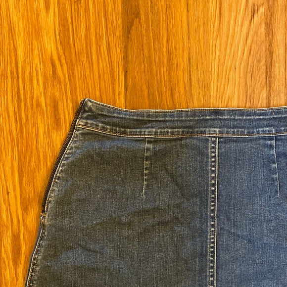 Wilfred Free Jean Skirt | Size 8 - Picture 4 of 4